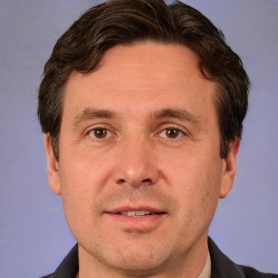 Retrato profesional de instructor experto en gestión de cocina diaria y planificación de comidas